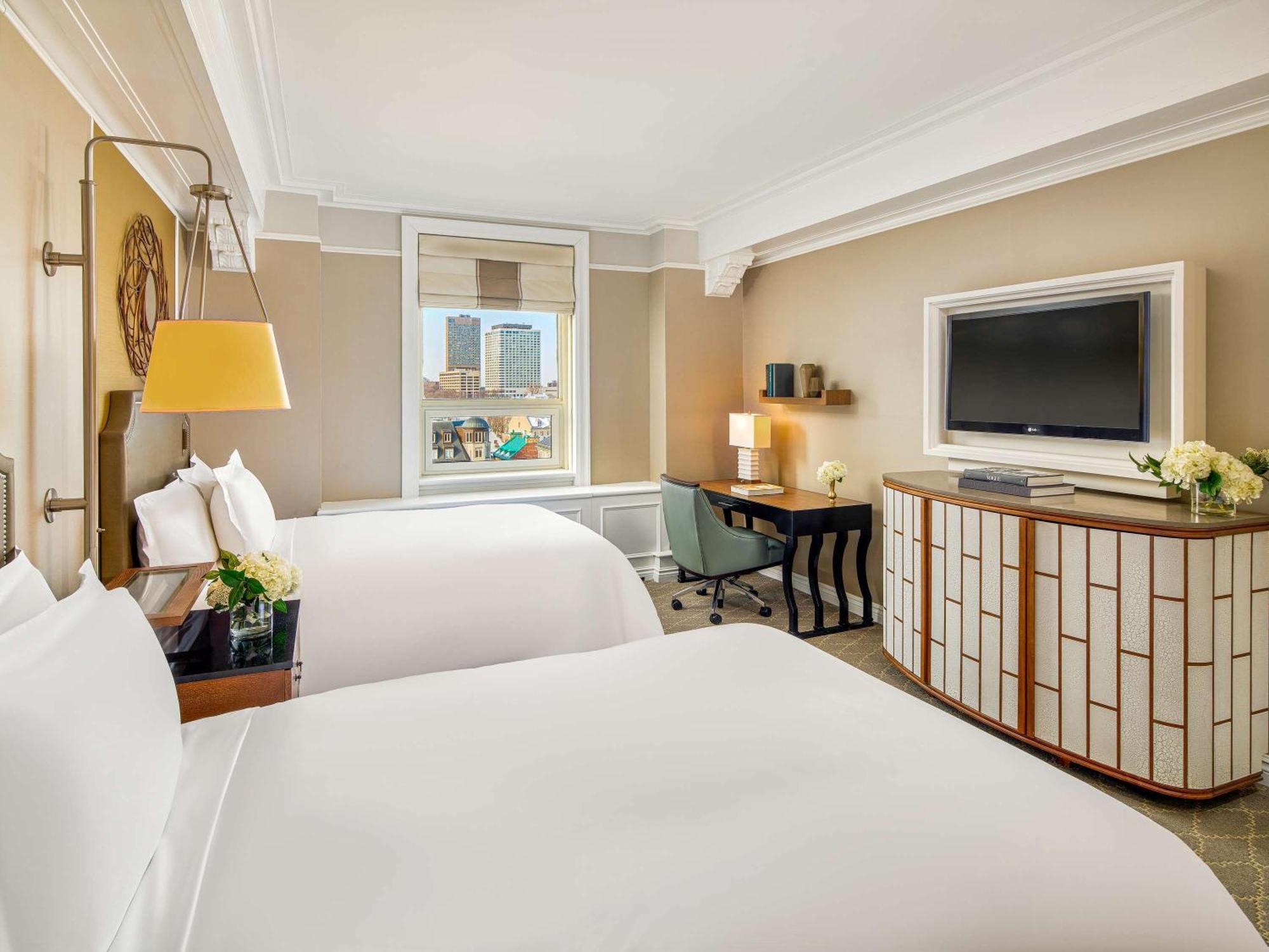Fairmont Le Chateau Frontenac Quebec City Luaran gambar A guest room at the hotel