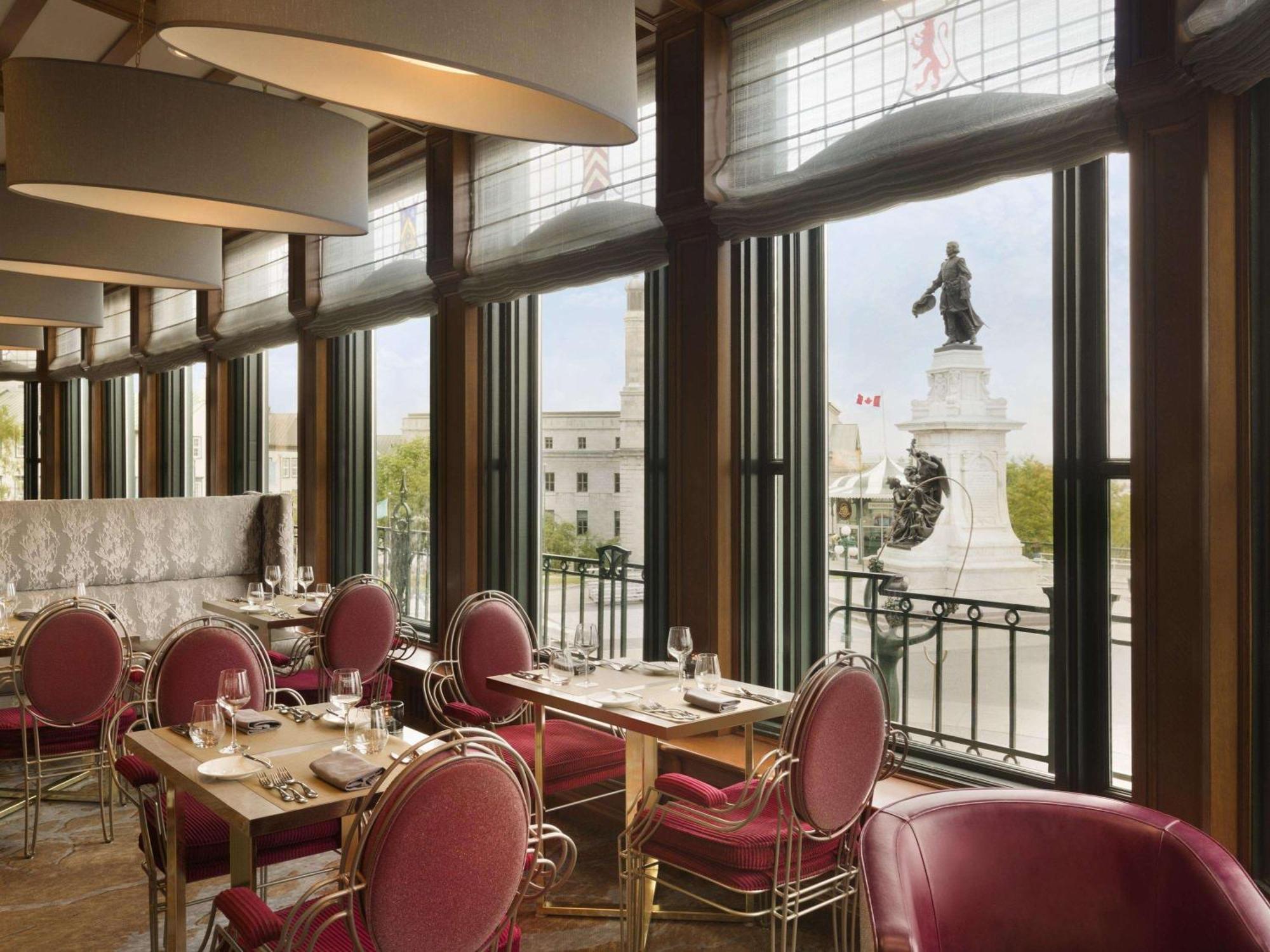 Fairmont Le Chateau Frontenac Quebec City Luaran gambar The interior of the restaurant