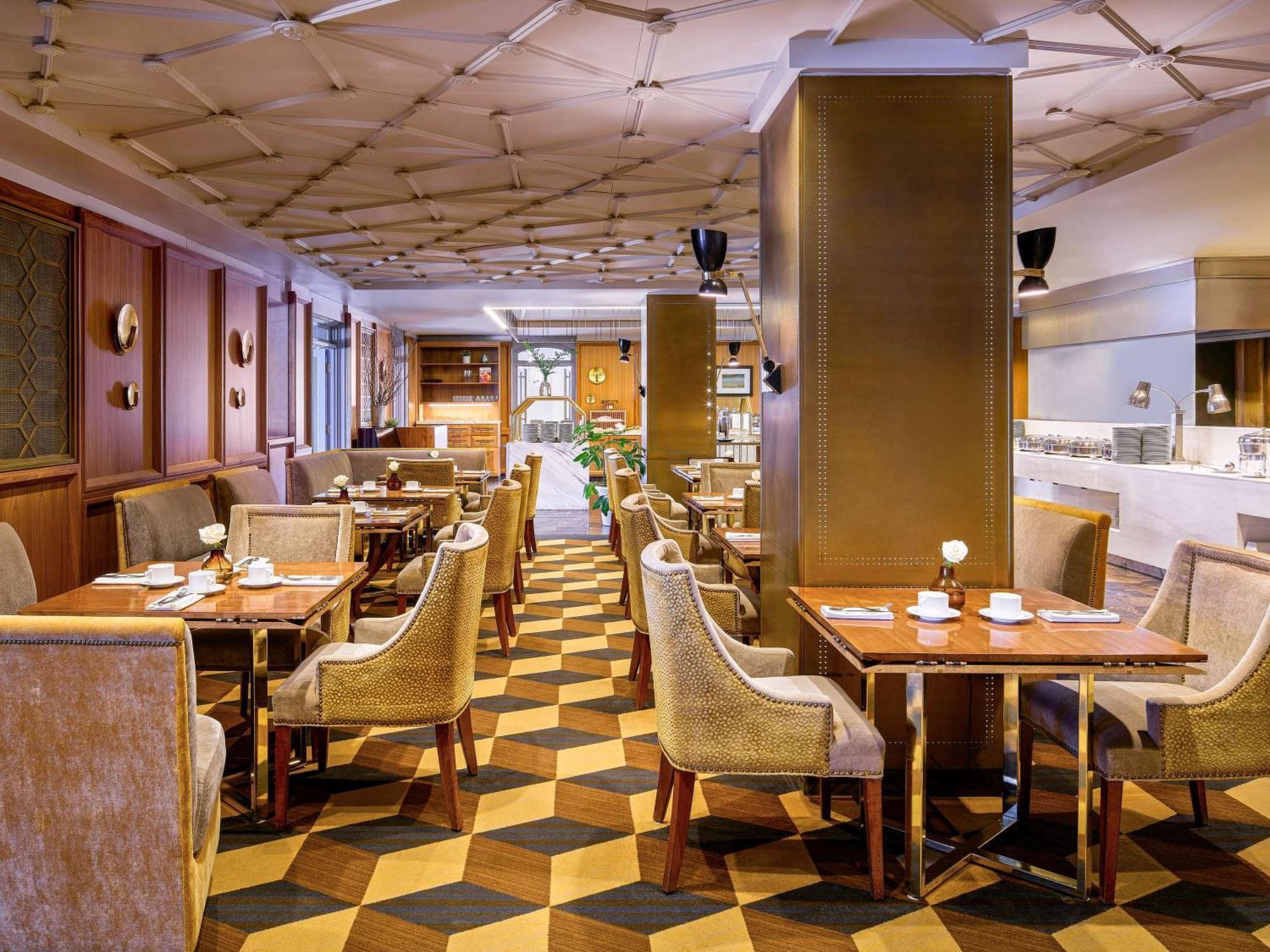 Fairmont Le Chateau Frontenac Quebec City Luaran gambar The interior of the restaurant